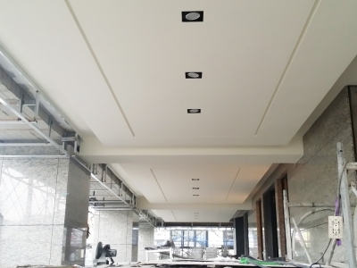 走廊天花板層板施工-台中案例